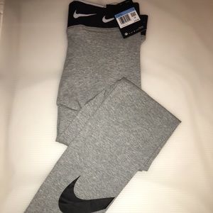 Nike Women’s Leggings